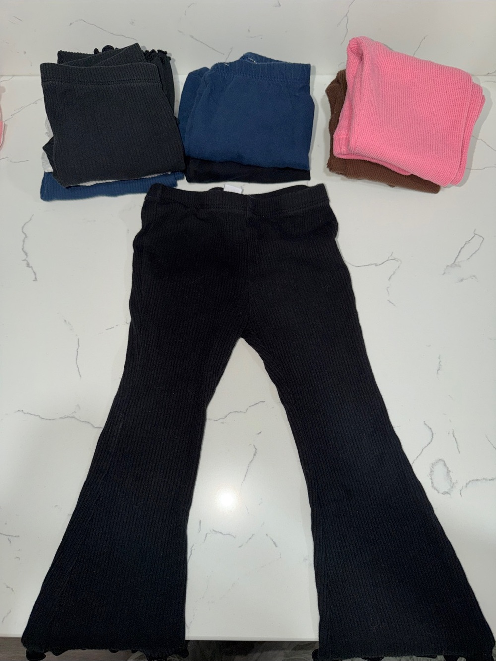 Girls leggings bundle- 2 pairs of corduroy, 2 pairs of regular, and 4 ribbed